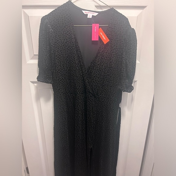 NWT Roxy Earle x Joe Fresh Velvet Dress - Picture 6 of 9